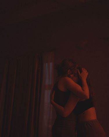 7 image in gallery