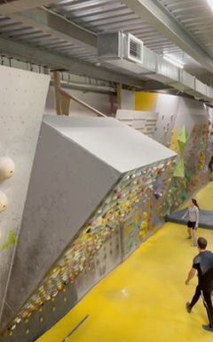 Bouldering at Limestone ( Moscow ) cover