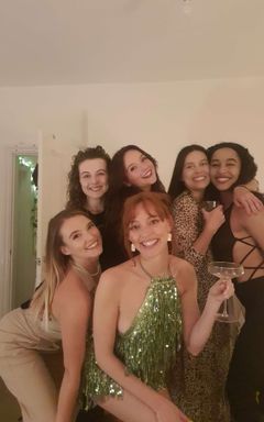 Short Girl Club 5ft3 and under
