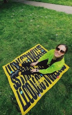 Locals.org 💛 Spring Picnic In Primrose Hill cover