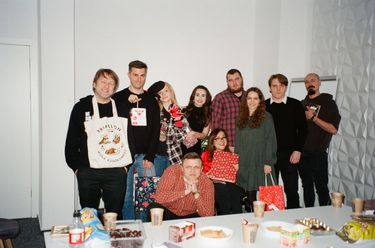 7 image in gallery