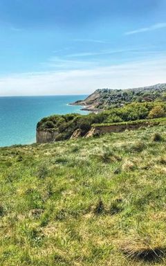 Hastings to Rye seaside hike cover