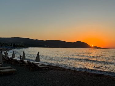 5 image in gallery