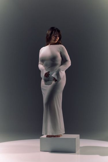 10 image in gallery