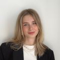 Elina's avatar