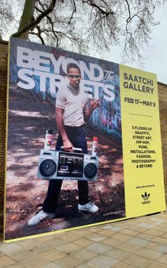Saatchi Gallery: Beyond The Streets [Graffiti] cover