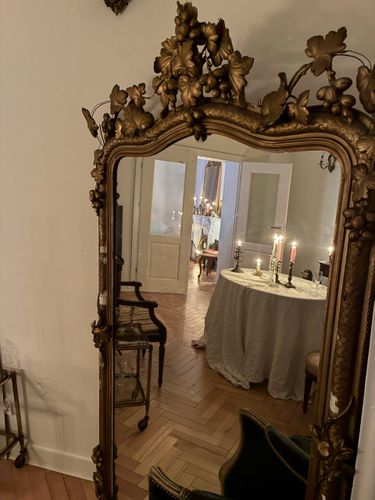 4 image in gallery