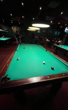 Play billiard/pull cover