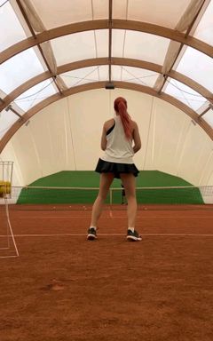 Групповые тренировки по теннису в Варшаве 🎾 cover