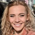 Roxy's avatar