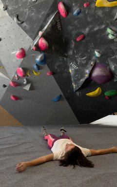 Bouldering club🧗‍♂️ cover