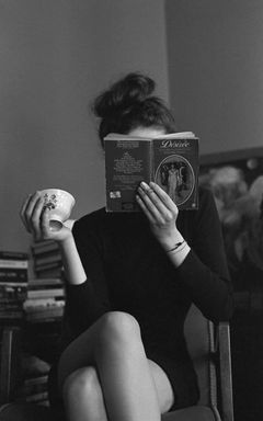 Бог всегда путешествует инкогнито cover