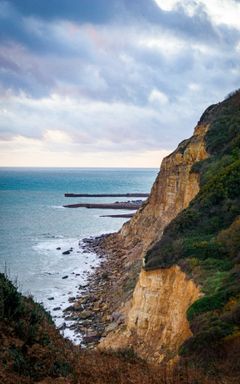 Hastings to Rye seaside hike cover