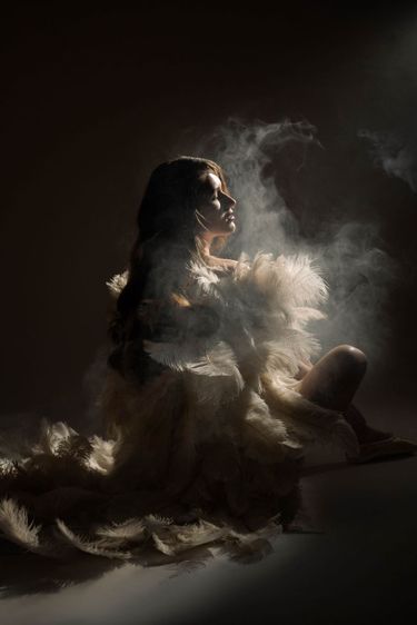 12 image in gallery