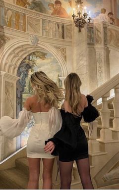 Instagram content creator fashion girls