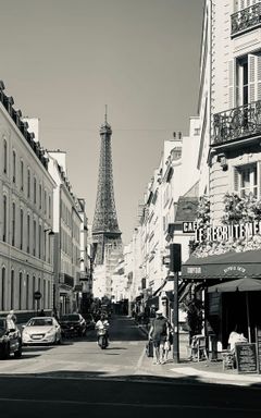 French-Russian speaking club