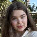 Evelina's avatar