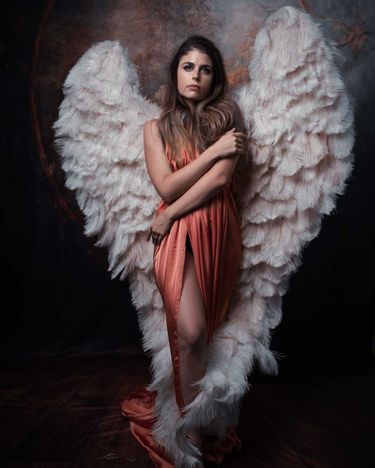 12 image in gallery