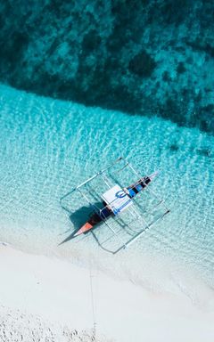 Maldives in December / Winter 2025 cover