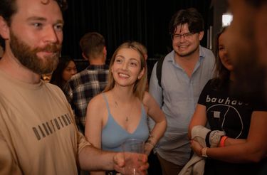10 image in gallery