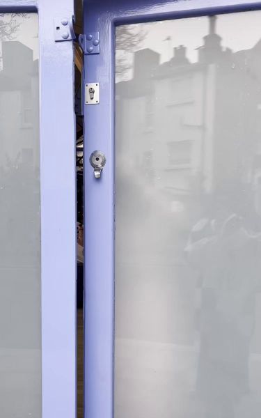 1 image in gallery