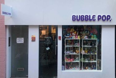 4 image in gallery