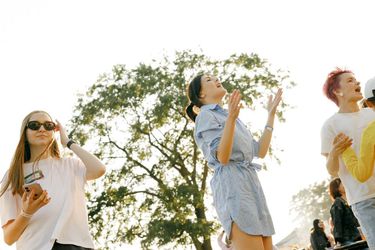 2 image in gallery