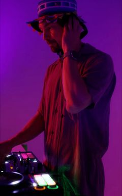 Techno Yoga in night room cover