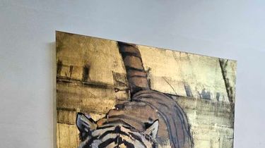 3 image in gallery