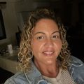 Louise Hallouma's avatar