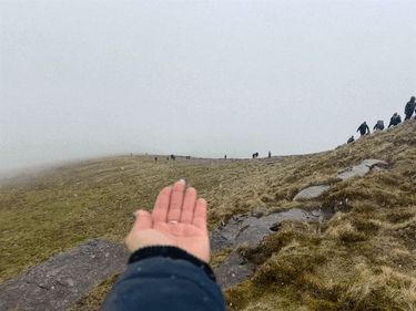 3 image in gallery