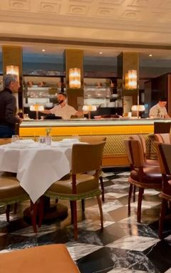 Breakfast in the private members &luxurious places