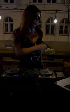 Dj Set cover