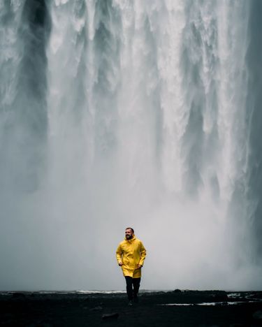 10 image in gallery