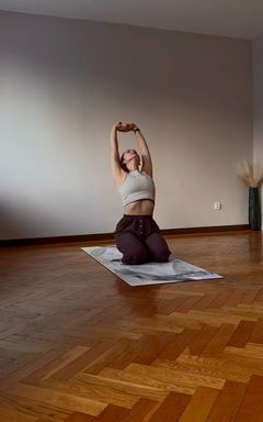 тренировки по растяжке cover