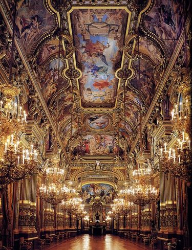 8 image in gallery