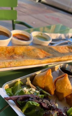 Let’s explore vegan restaurants! cover