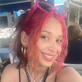 Daniela's avatar