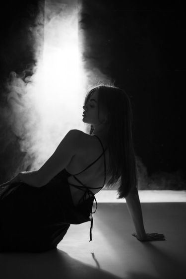 9 image in gallery