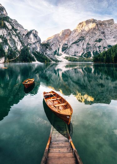 8 image in gallery