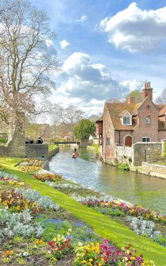 Canterbury + White Cliffs DAY TRIP cover