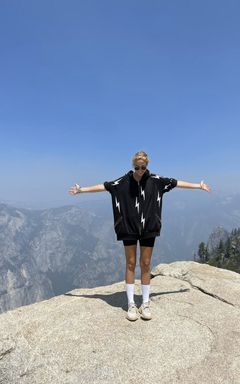 Hiking Runyon Canyon cover