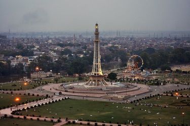 2 image in gallery