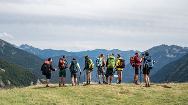 2 image in gallery