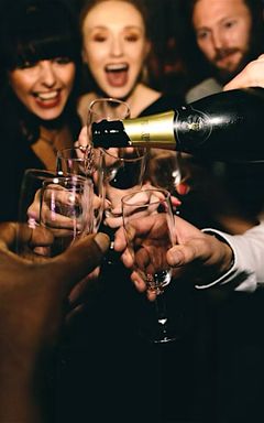 Friday Afterwork drink 🥂🍸🍷(Couples) cover
