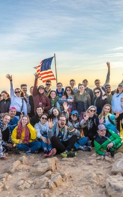 Hiking & Networking in Griffith Park 5:30pm cover
