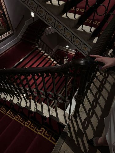 3 image in gallery