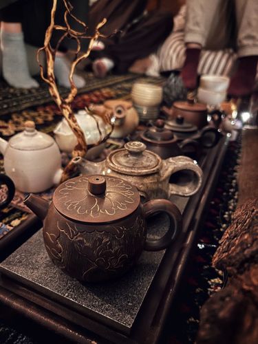 8 image in gallery