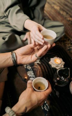 Чаепитие в тишине cover