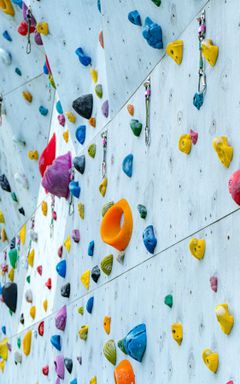 Indoor bouldering cover